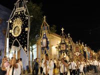 Estandartes, símbolo de respeto y devoción para  los oaxaqueños