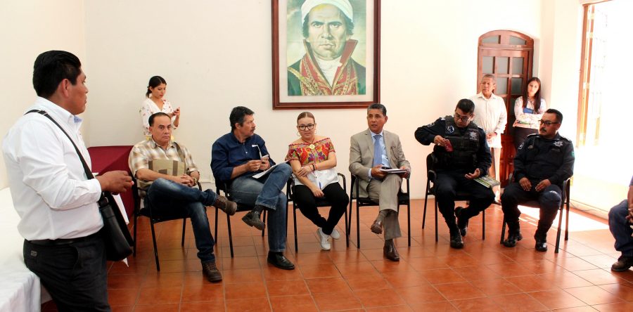 Atiende Gobierno Municipal planteamientos de habitantes de la colonia Monte Albán