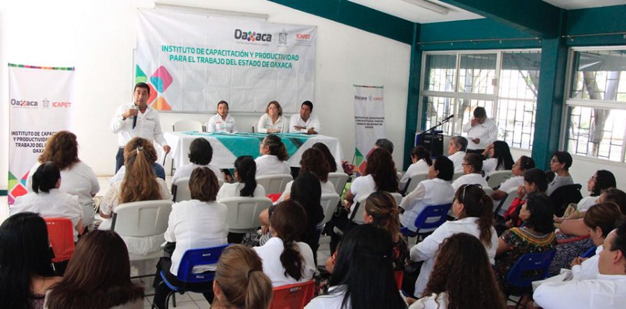 Instala Icapet primera academia docente en Oaxaca de Juárez