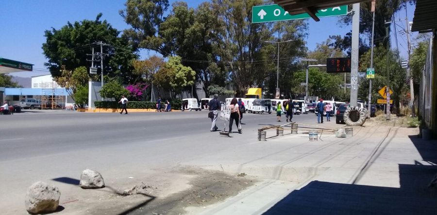 Ola de bloqueos en Oaxaca; los más afectados los ciudadanos