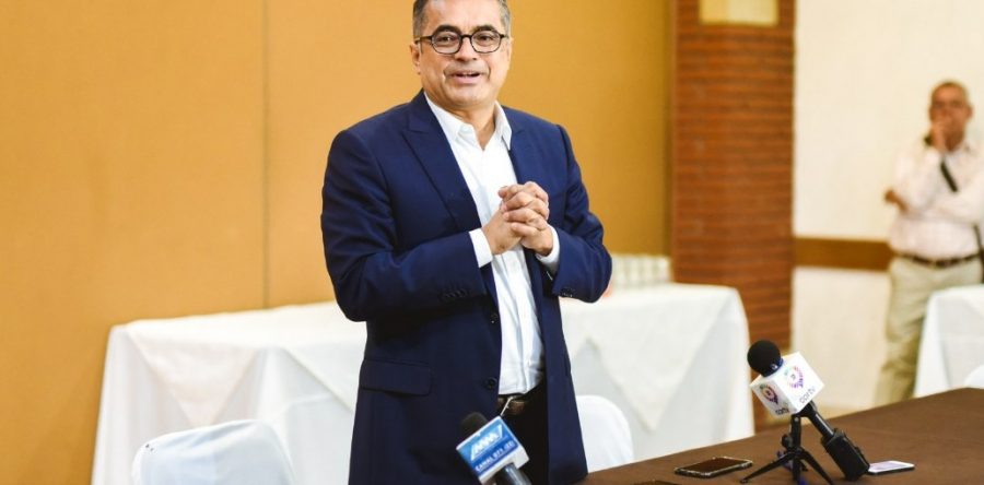 Renuncia Carol Antonio al PRD y a la fracción parlamentaria en el Congreso del Estado