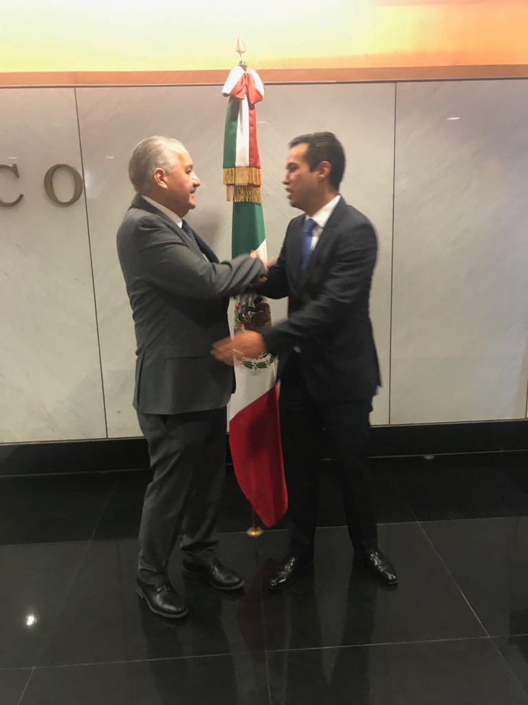 Regresa Díaz Pimentel al IMSS