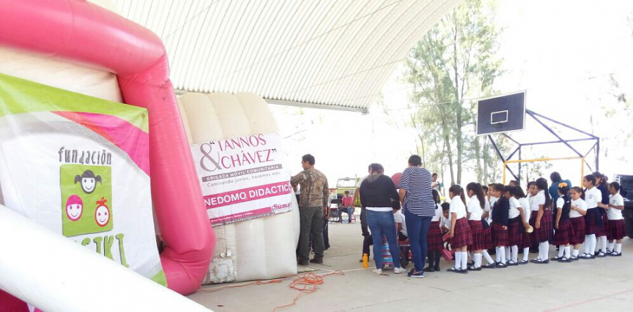 Recorre domo didáctico escuelas de municipios de Valles Centrales