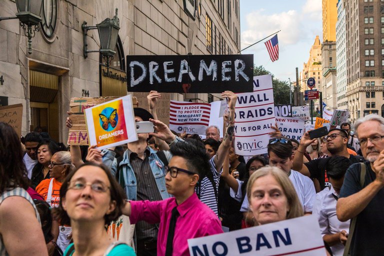 Dreamers: del acoso de Trump a la indiferencia de AMLO, Anaya y Meade: Raúl Castellanos