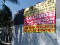 Trabajadores del ISSSTE en paro de labores
