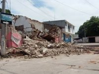 Insiste edil de Juchitán que no hay apoyos por sismo; acudirán a derechos humanos