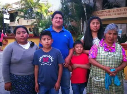 Ejercen violencia religiosa y destierran a familia en Zoquiapan por ser cristianos