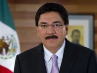 Denuncian a Ulises Ruiz junto con excolaboradores por delitos de lesa humanidad