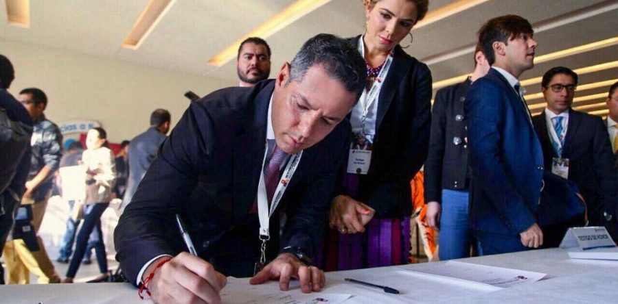 Atestigua Gobierno de Oaxaca Firma del Pacto por la Primera Infancia de los candidatos a la Presidencia de México