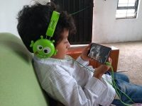 Abuso de dispositivos digitales provoca daño neurológico  en menores de edad: SSO