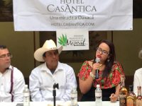 Anuncian primer Feria del Mezcal en Puerto Escondido