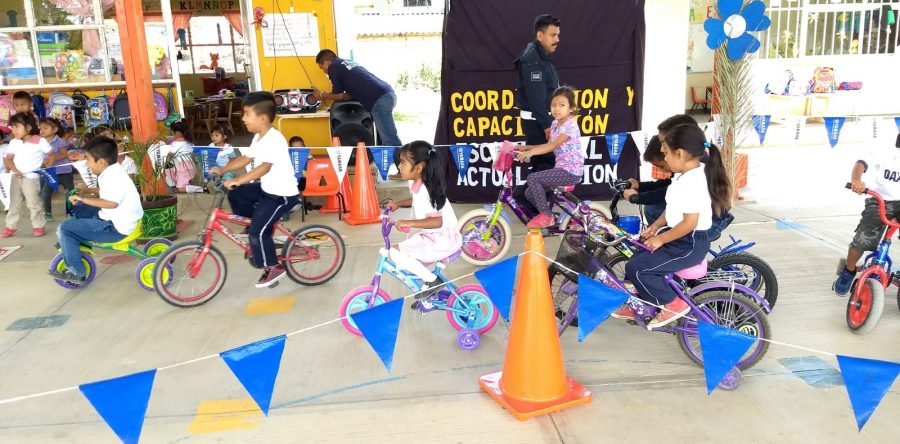 Capacitan a niñez en educación vial