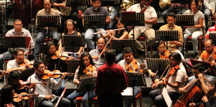 Eliseo Martínez, dirigirá su primer concierto con la OSO
