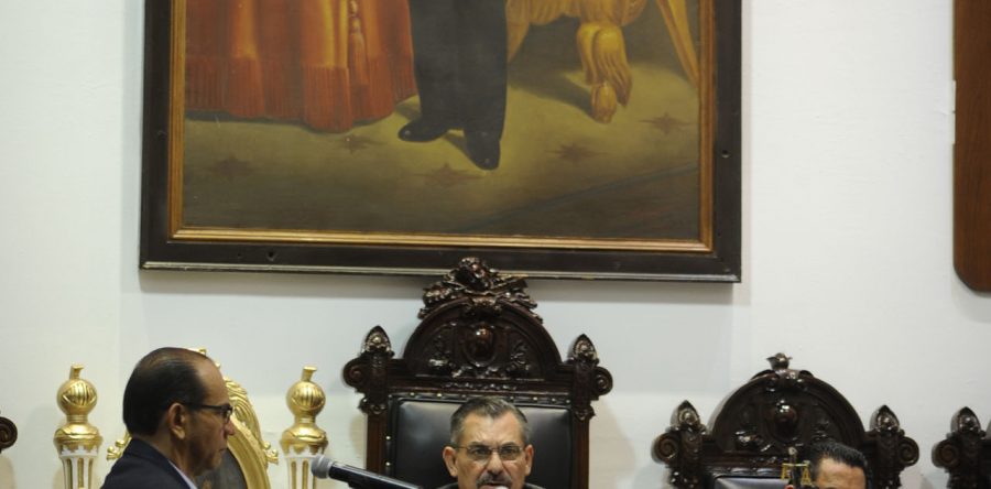 Reconoce Cabildo a áreas involucradas en festejo a Oaxaca