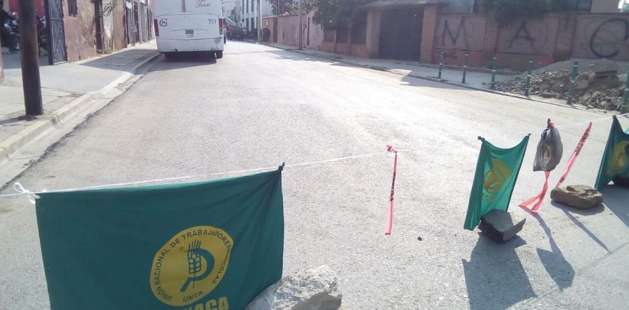UNTA protesta en Sedesol y Sedatu