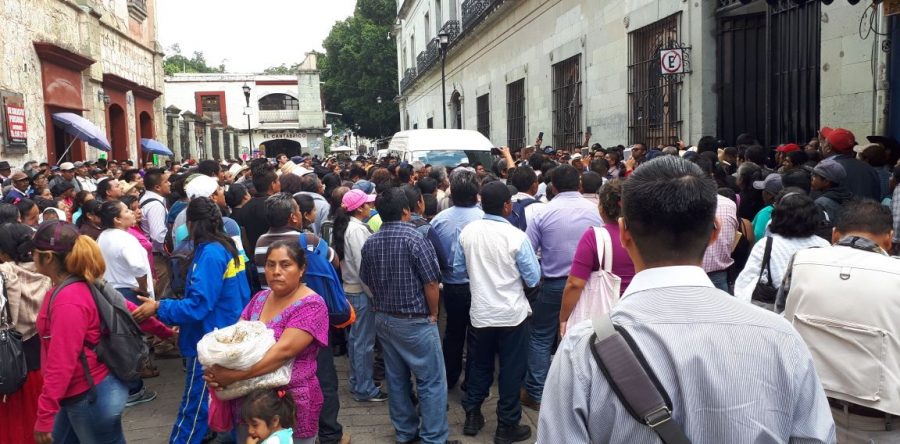 Protesta Antorcha Campesina en Palacio de Gobierno