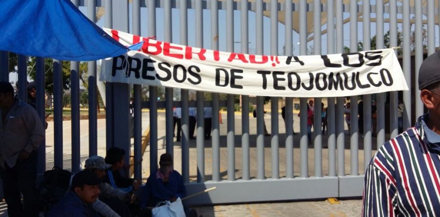 Habitantes de Teojomulco cierran Ciudad Judicial