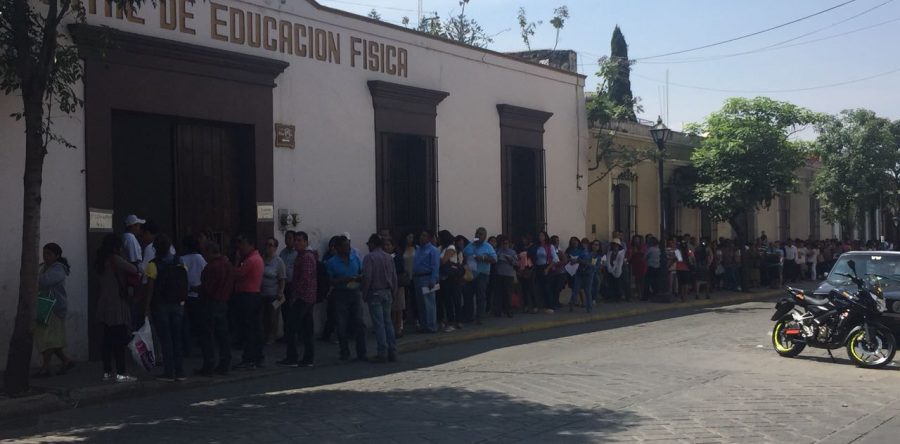 Realizan burócratas su elección