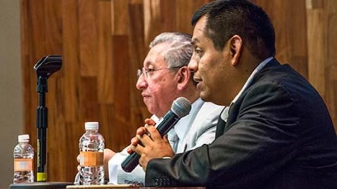 Exigir solo responsabilidad civil médica, es anarquía: Alfredo Martínez de Aguilar