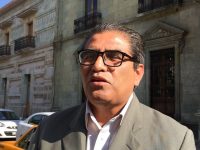 Catedráticos de Derecho piden la destitución del rector