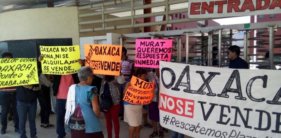 CCALMEO protesta en Ciudad Administrativa