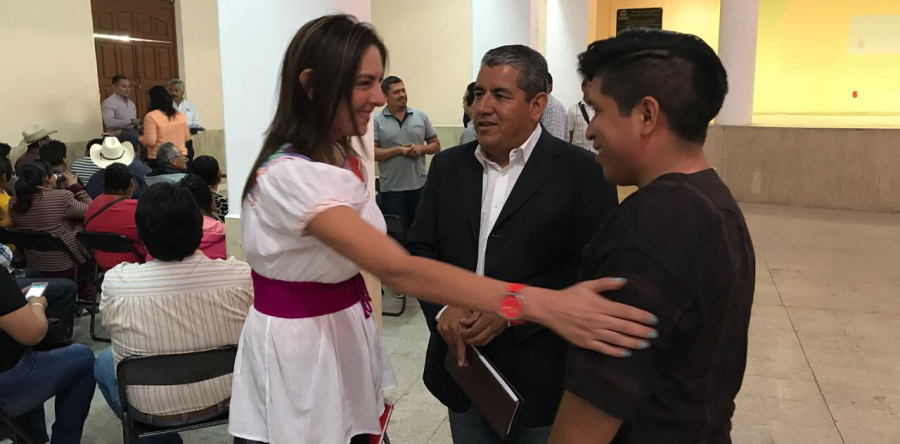 Capacita Yarith Tannos a  organizaciones del PRI en Huajuapan
