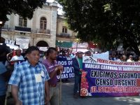 Marchan damnificados, 16 mil familias en el Istmo continúan en las calles