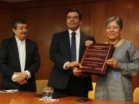 Exhorta Rector de UABJO a universitarios a mantener el pensamiento crítico