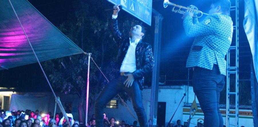 A toda madre se festejó el 10 de mayo con Germán Montero en Santa Lucía