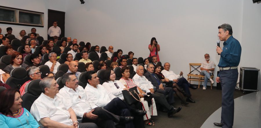 Enaltece Gil Rivera la campaña #SOMOSUABJO con estreno de la letra de ‘Nereidas’