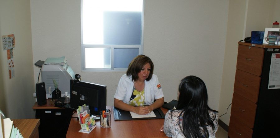 Brinda Coesida consejería psicológica en la aplicación de pruebas del VIH