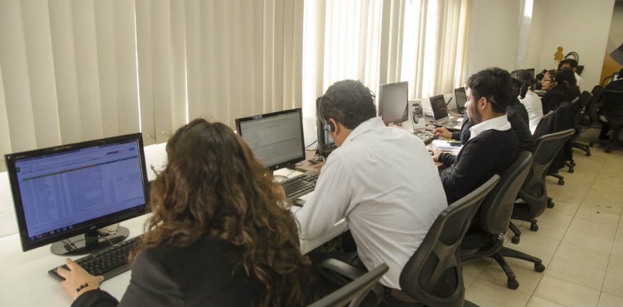 Centro de Atención Telefónica del IEEPO al servicio de la sociedad