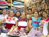 Con innovación, capacitación y calidad, artesanos oaxaqueños conquistan mercado internacional de calzado