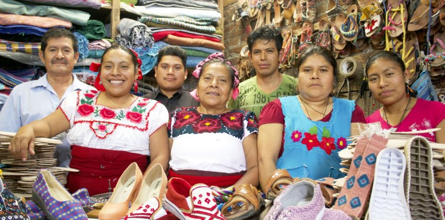 Con innovación, capacitación y calidad, artesanos oaxaqueños conquistan mercado internacional de calzado