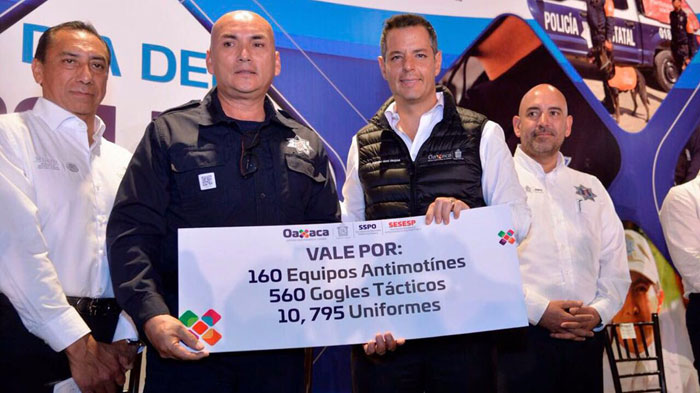 Requisas a Gabino resolvería crisis económica de Murat y ganaría PRI: Alfredo Martínez de Aguilar