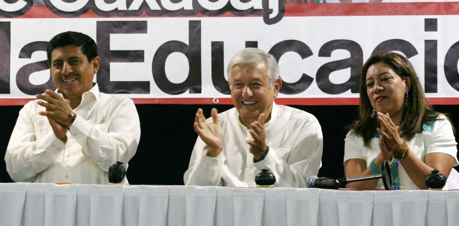 ¡Gobernador, regrese educación a la Federación y derrote a MALO!: Alfredo Martínez de Aguilar
