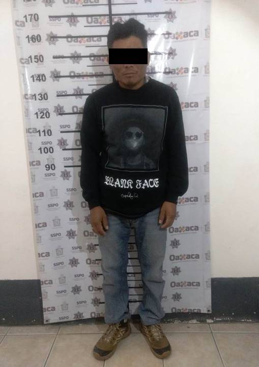 Detiene SSPO en la costa a pasajero que transportaba más de 11 kilos de marihuana