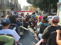 En turibús celebran un Día de la Niña y el Niño muy especial