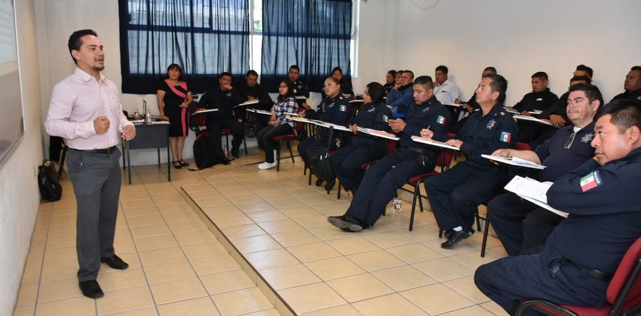 Fortalecen actuar de policías viales