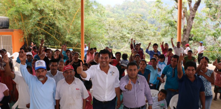 Respaldan ciudadanos de Loxicha trabajo  y proyecto político de Juan Iván Mendoza