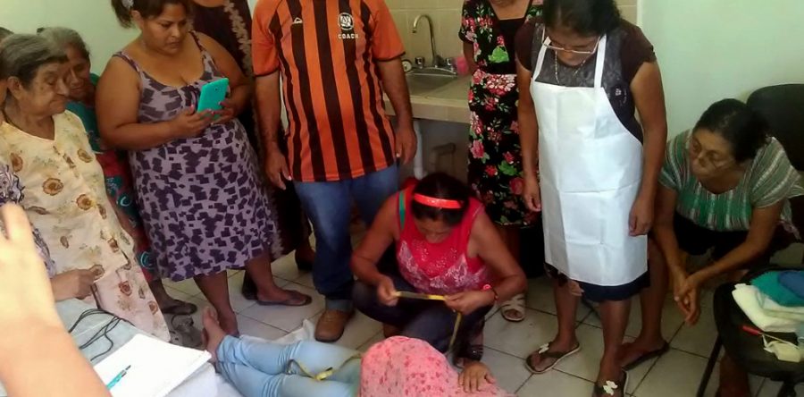 Ofrecen atención humanizada parteras y parteros tradicionales