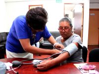 Ofrecen servicios de salud a las mujeres capitalinas