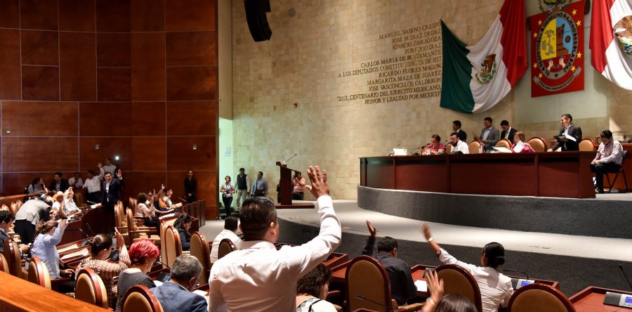 Por ley deberá Gobierno privilegiar a contratistas estatales para obra pública