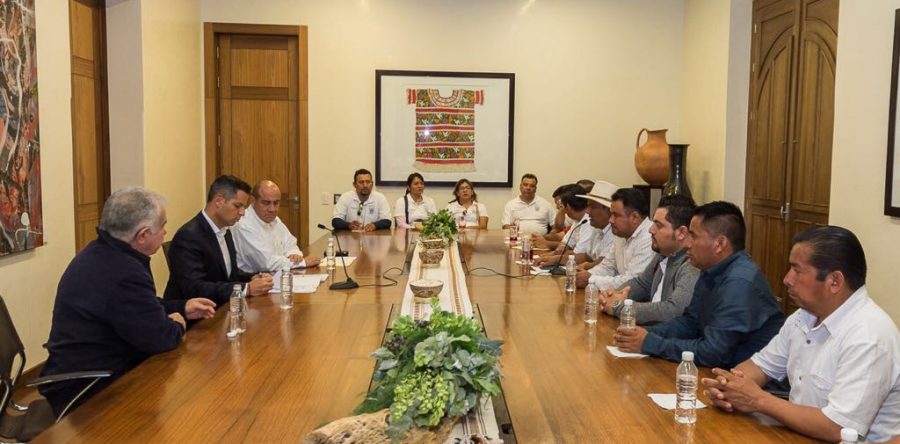 Recibe Gobierno del Estado Pliego Petitorio de las y los Trabajadores de la Educación