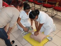 Se capacitan médicos y paramédicos del Hospital “Aurelio Valdivieso” en técnicas de soporte vital básico