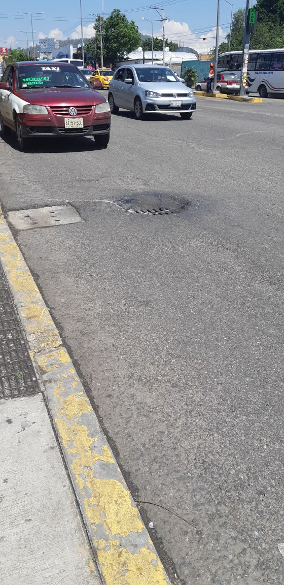 Baches, el dolor de cabeza de los conductores