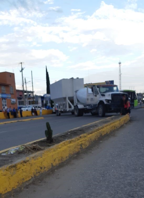 Prevalece conflicto entre autoridad de Tlacolula y escuela