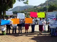 Marchan en respaldo de Francisco Martínez Neri