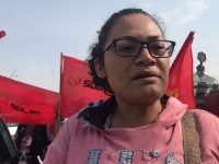 Marcha Sol Rojo para exigir aparición con vida de uno de sus compañeros