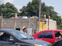 Desacatan orden de juez y continúan con construcción de tienda